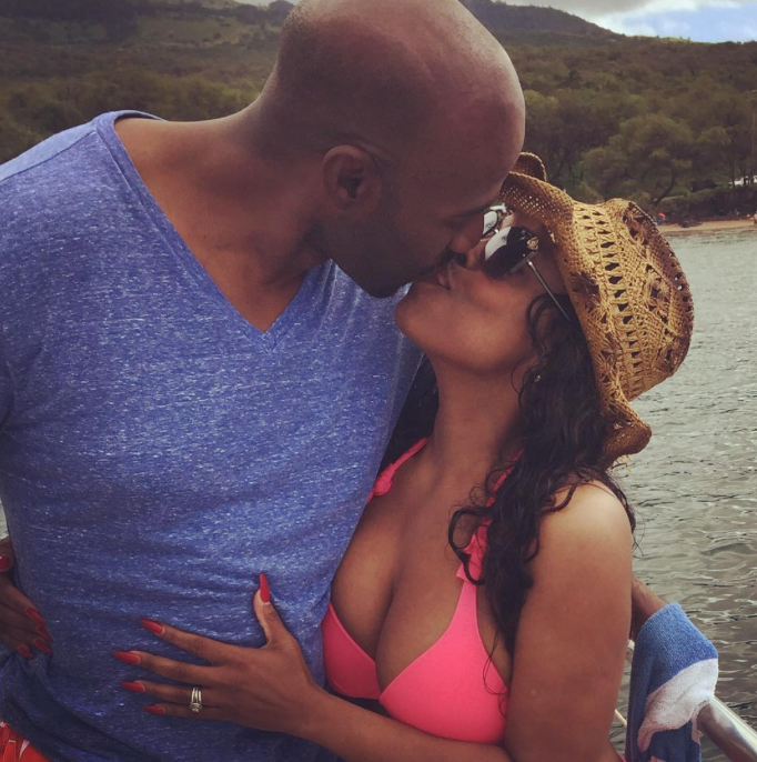 12 Times Niecy Nash And Her Hubby Puckered Up For the Camera
